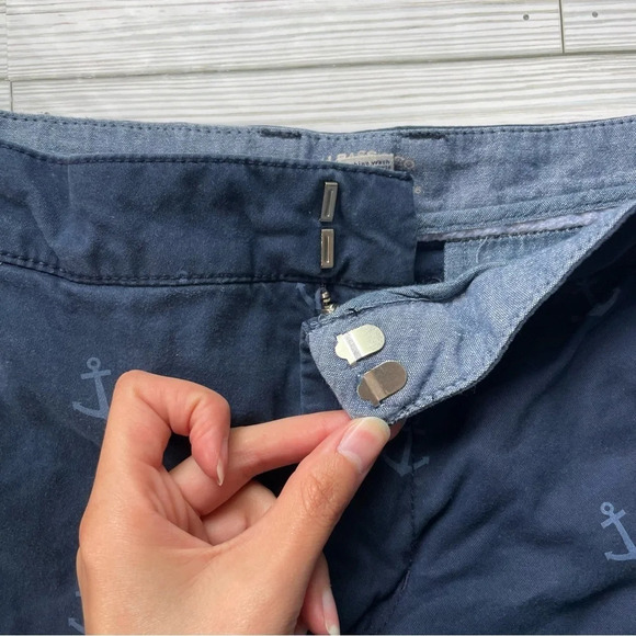 GH Bass&Co blue midi anchor shorts size 8 - Picture 4 of 7
